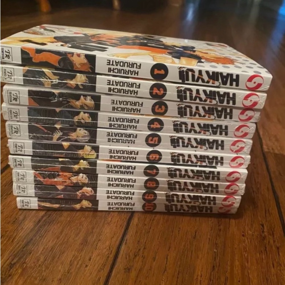 Haikyu!! Manga set. Vol 1-10, 33 & 34.